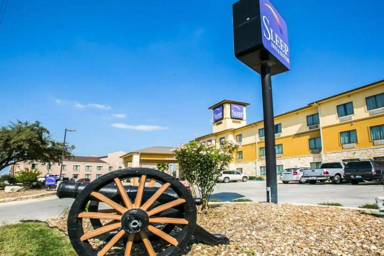 Sleep Inn & Suites Gonzales Near Palmetto State Park Eksteriør billede